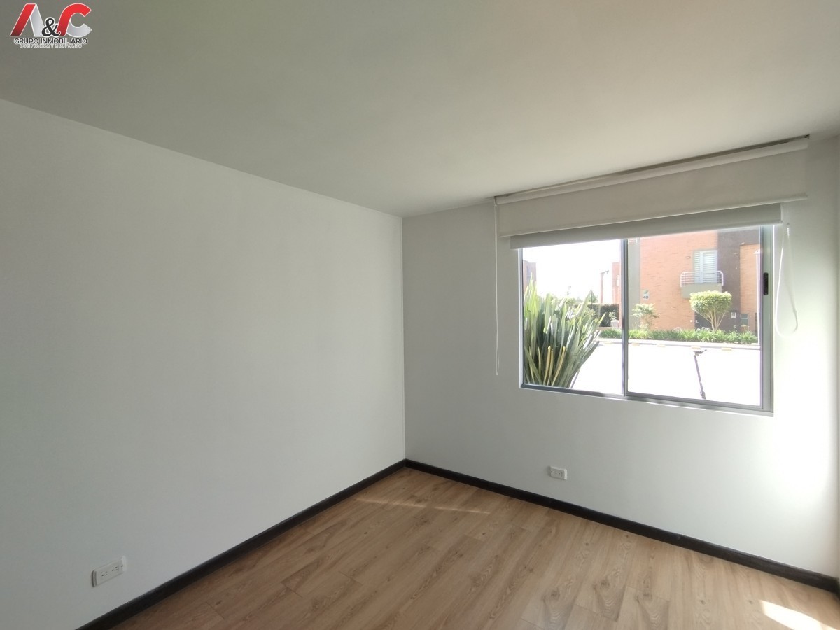 Apartamento en venta en Hacienda Alcala De Prodesa, Mosquera · foto 10 de 19