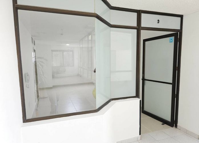 Oficina en arriendo en Centro, Bucaramanga, 24 m² · foto 3 de 8