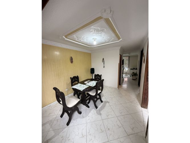 Casa de 3 alcobas en venta en Paraguitas Real, Floridablanca, 150 m² · foto 3 de 16