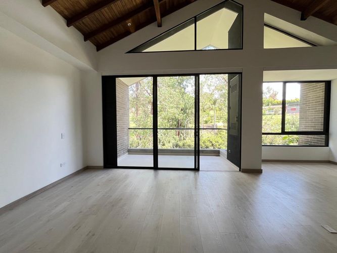 Apartamento de 2 alcobas en arriendo en Loma Del Esmeraldal, Envigado, 80 m² · foto 2 de 20
