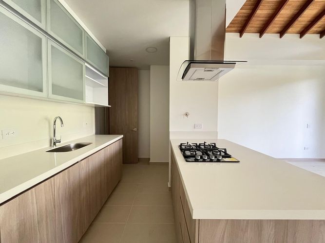 Apartamento de 2 alcobas en arriendo en Loma Del Esmeraldal, Envigado, 80 m² · foto 7 de 20