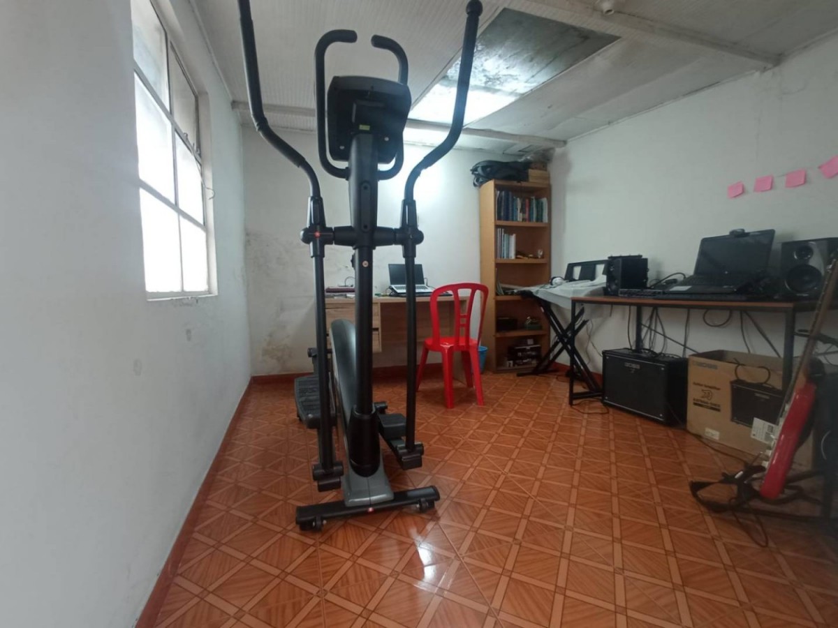 Casa en venta en Santa Isabel, Bogotá · foto 13 de 22