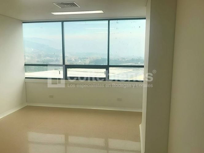 Consultorio en arriendo en Las Vegas, Envigado, 31 m² · foto 2 de 18