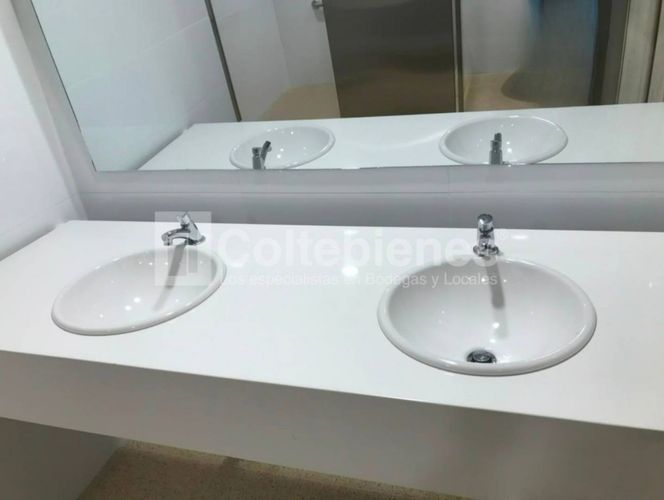Consultorio en arriendo en Las Vegas, Envigado, 31 m² · foto 4 de 18