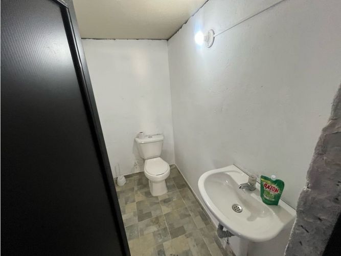 Bodega en venta en San Isidro, Medellín, 170 m² · foto 4 de 5