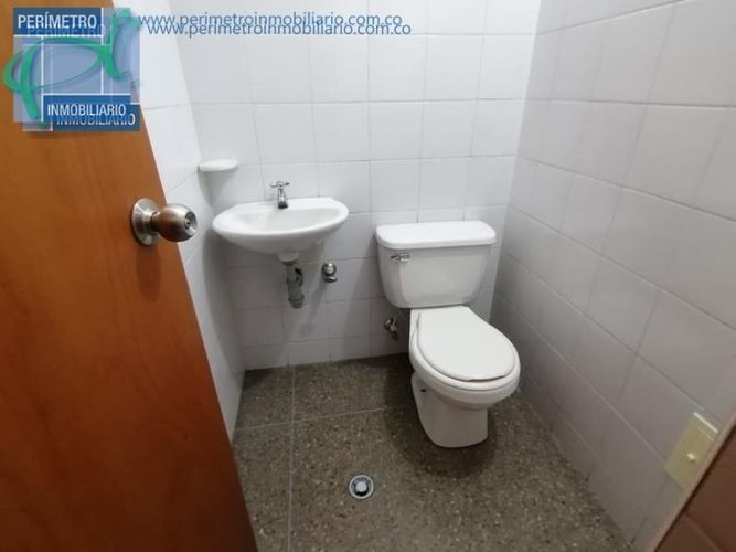 Local en arriendo en Noel, Medellín, 693 m² · foto 6 de 7