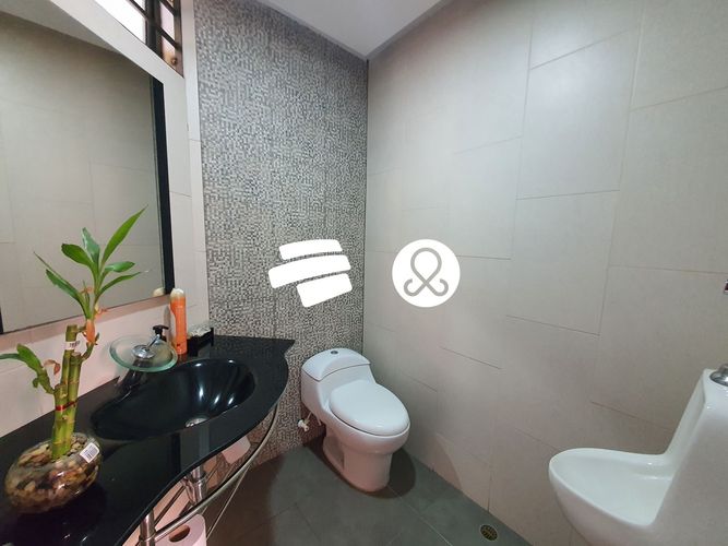 Casa de 5 alcobas en venta en Las Lomitas, Sabaneta, 750 m² · foto 13 de 24