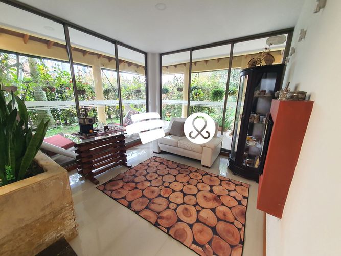 Casa de 5 alcobas en venta en Las Lomitas, Sabaneta, 750 m² · foto 17 de 24