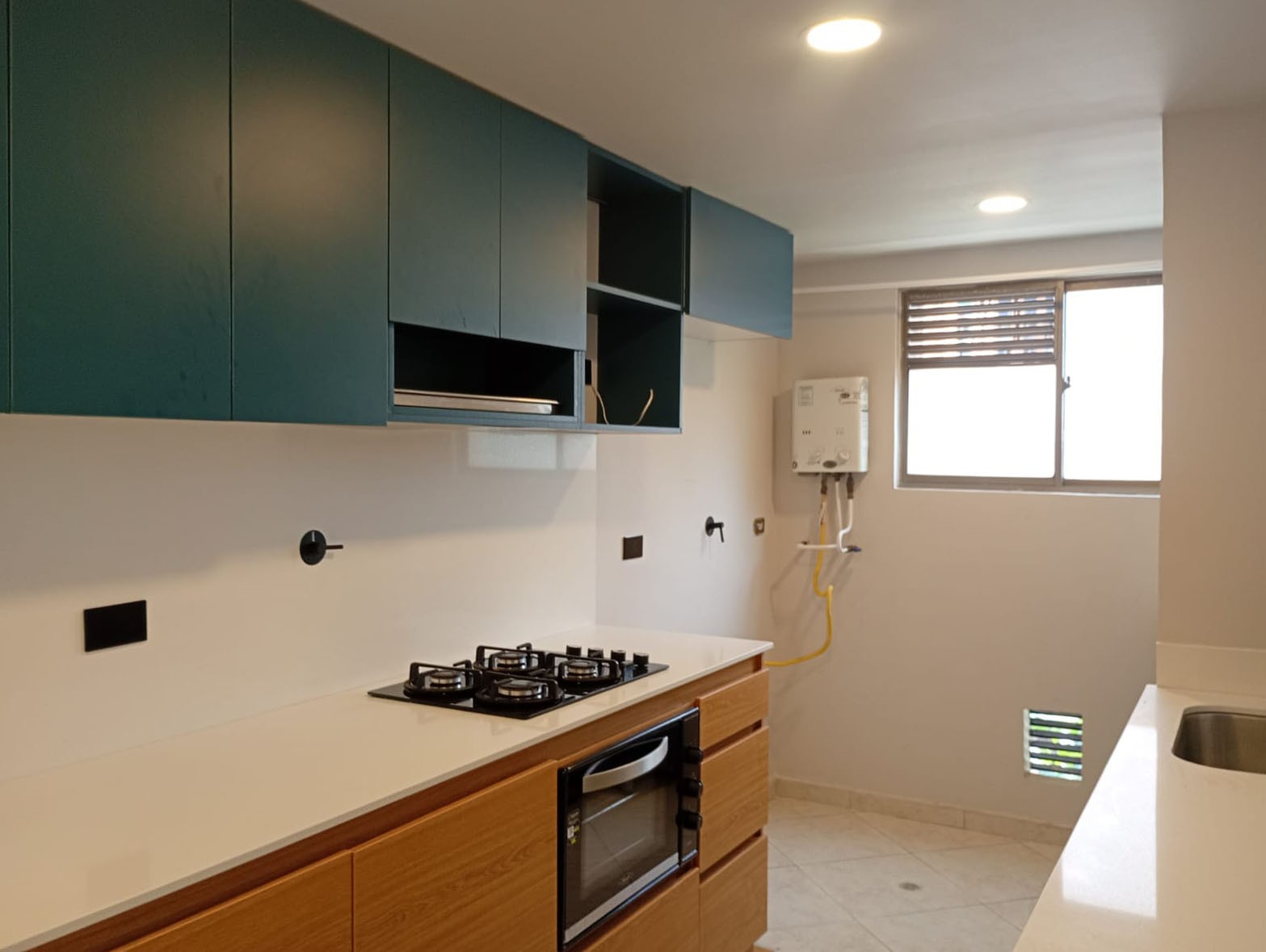 Apartamento en arriendo en Loma Benedictinos, Envigado · foto 5 de 19
