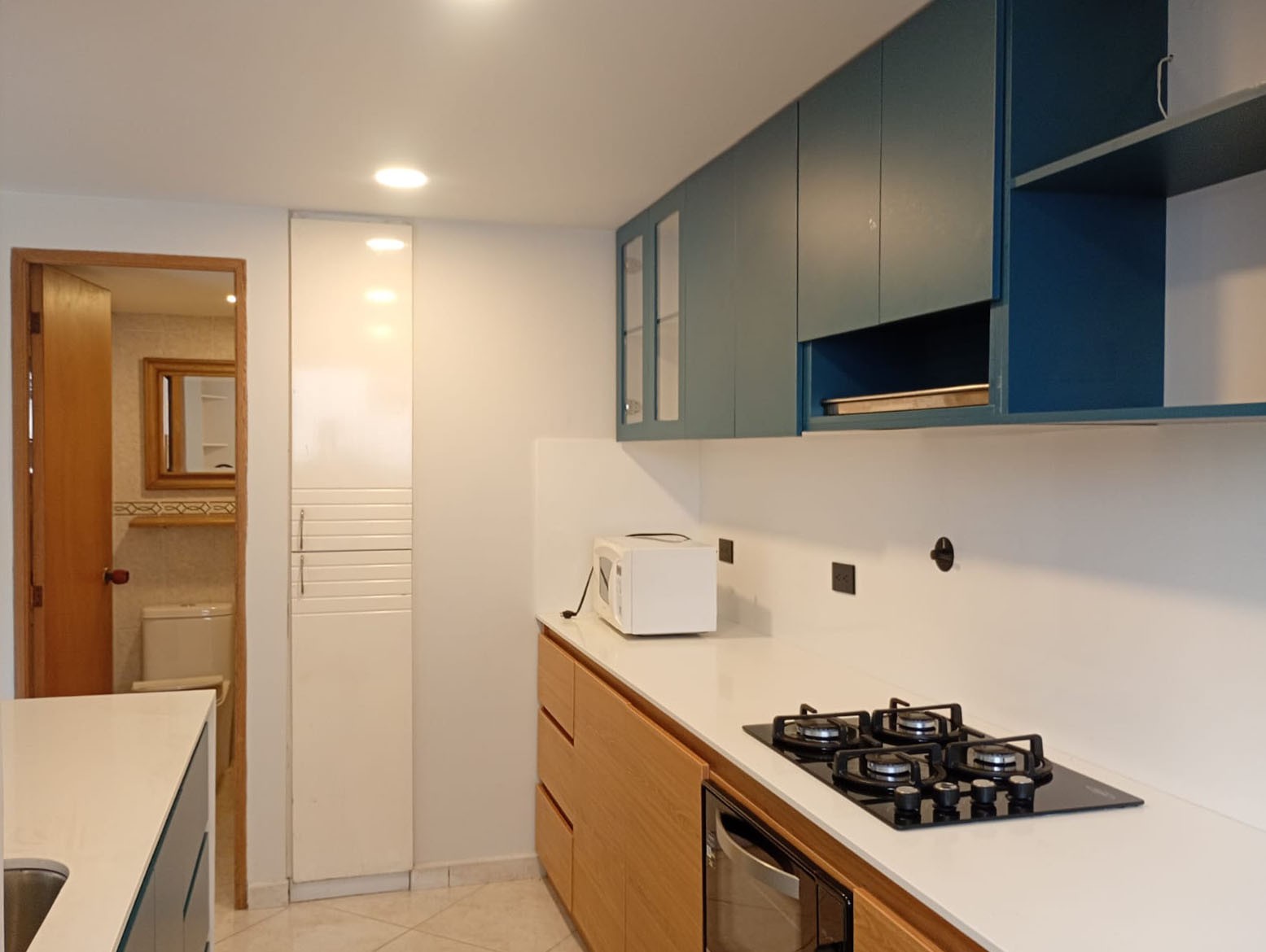 Apartamento en arriendo en Loma Benedictinos, Envigado · foto 10 de 19