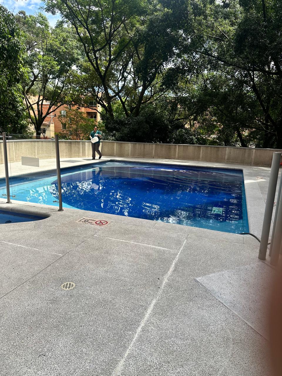 Apartamento en venta en La Almeria, Medellín · foto 23 de 24