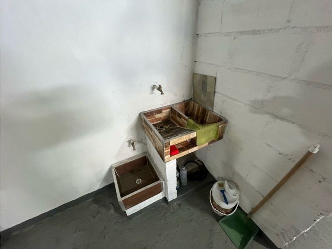 Bodega en arriendo en San Isidro, Medellín, 170 m² · foto 3 de 5