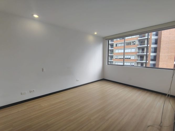 Apartamento de 2 alcobas en arriendo en El Poblado, Medellín, 64 m² · foto 11 de 16