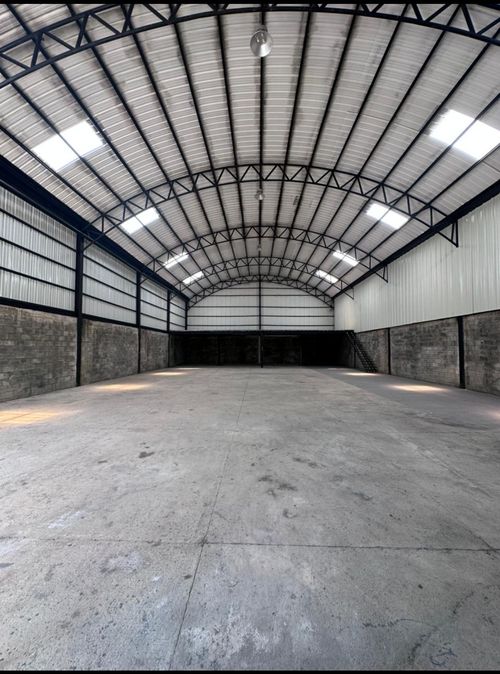 Bodega en arriendo en Arroyohondo, Yumbo, 442 m² · foto 2 de 4