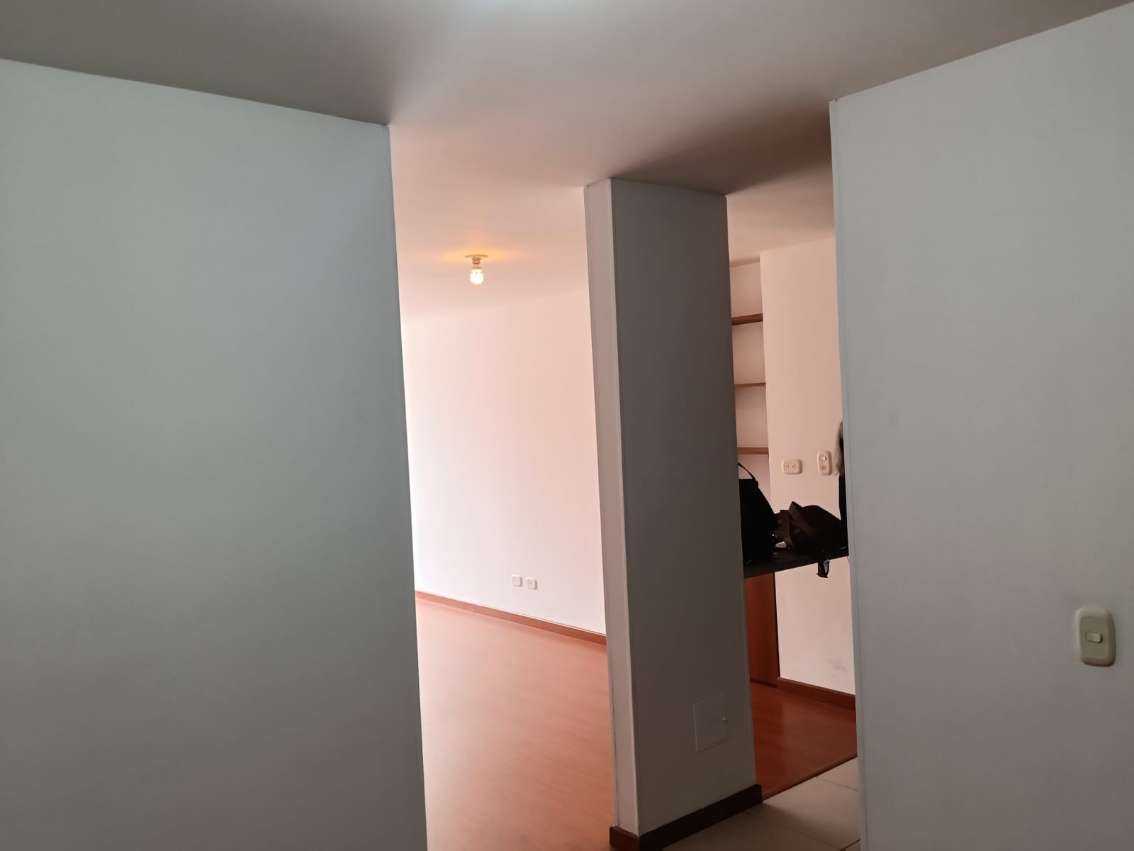 Apartamento en venta en Cedritos, Bogotá · foto 3 de 19