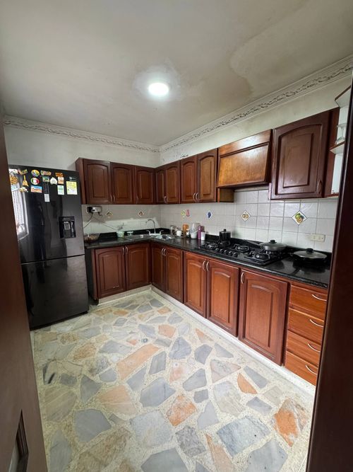 Casa de 4 alcobas en venta en Torcoroma, Cúcuta, 225 m² · foto 7 de 24