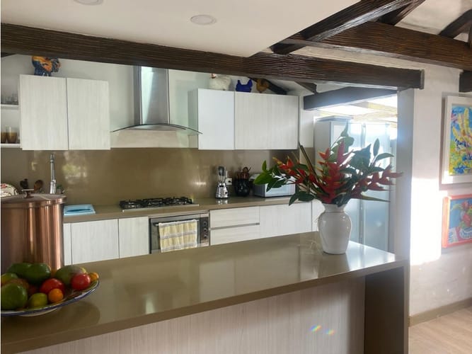 Casa de 3 alcobas en venta en Ciudad Jardin Norte, Bogotá, 227 m² · foto 10 de 24