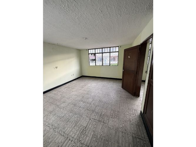 Casa de 3 alcobas en venta en Granjas De Provenza, Bucaramanga, 160 m² · foto 3 de 9