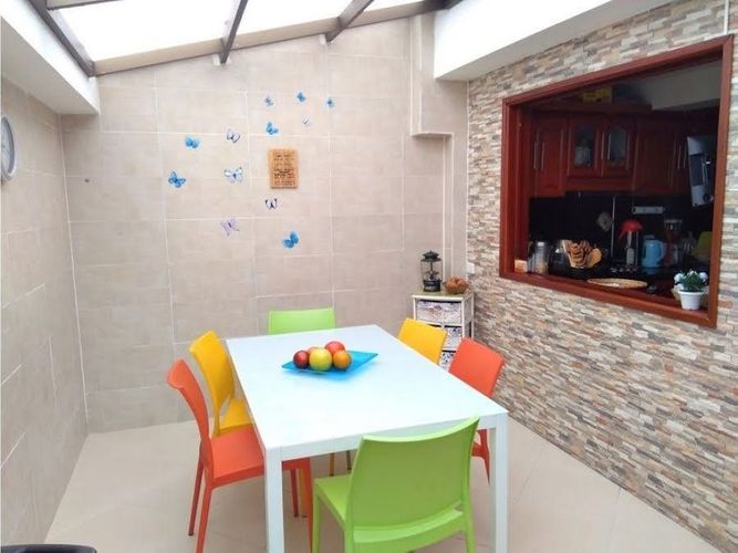 Casa de 3 alcobas en venta en Santa Lucia, Chía, 197 m² · foto 6 de 15