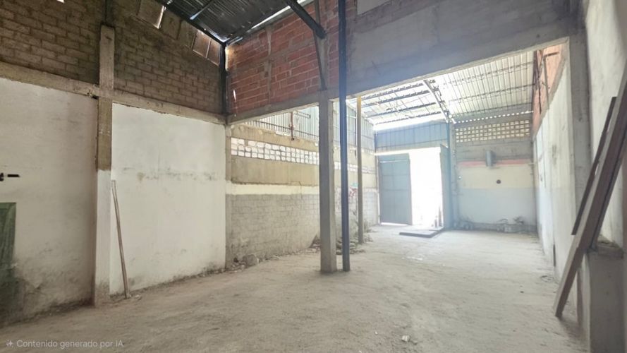 Bodega en arriendo en Las Nieves, Barranquilla, 300 m² · foto 4 de 5