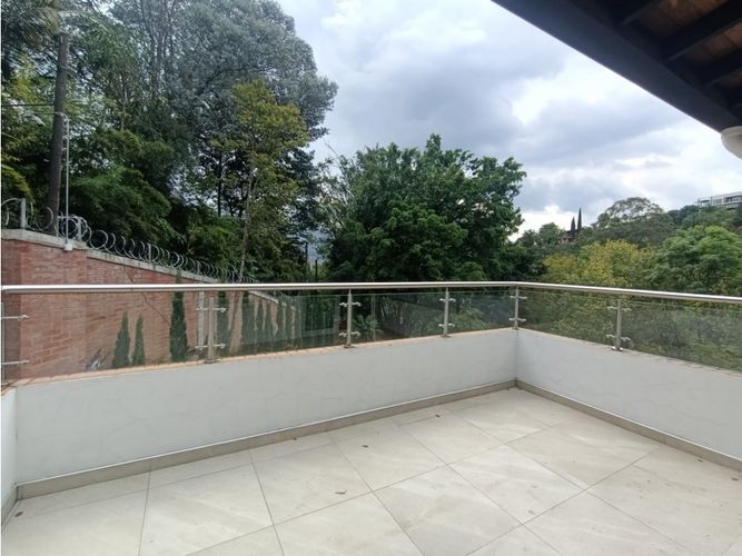 Casa de 6 alcobas en venta en La Doctora, Sabaneta, 560 m² · foto 18 de 23