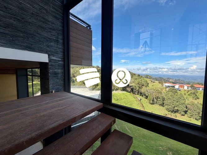 Casa de 5 alcobas en venta en Zona Centro, Envigado, 1500 m² · foto 7 de 24