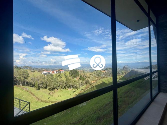Casa de 5 alcobas en venta en Zona Centro, Envigado, 1500 m² · foto 17 de 24