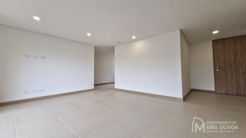 Apartamento en arriendo en Laureles, Medellín · foto 4 de 22