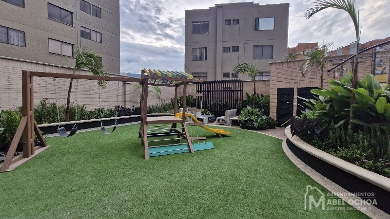 Apartamento en arriendo en Laureles, Medellín · foto 19 de 22
