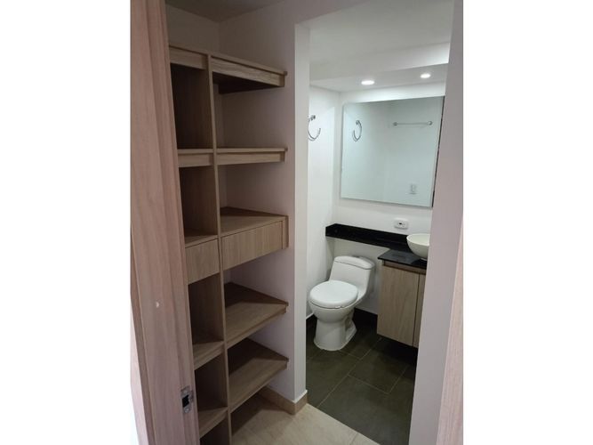 Apartamento de 2 alcobas en venta en El Porvenir, Rionegro, 53 m² · foto 5 de 9