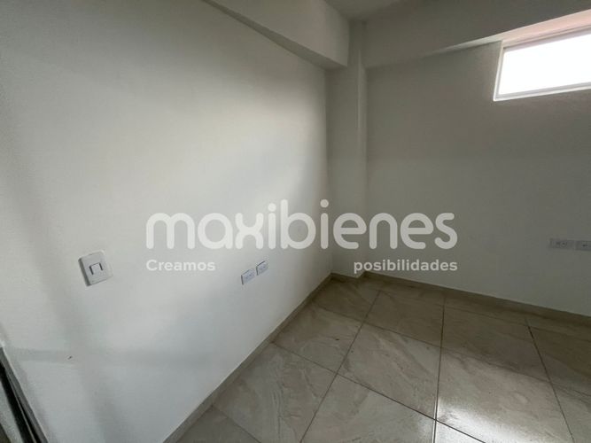 Local en arriendo en Cabecera Urbana San Cristobal, Medellín, 10 m² · foto 4 de 6