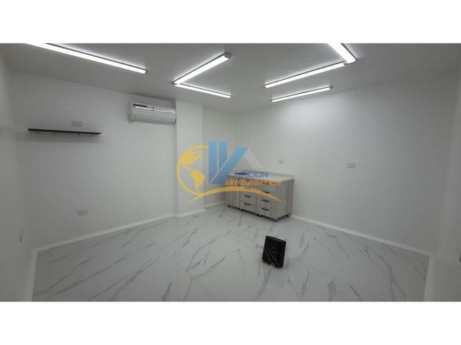 Local en arriendo en San Francisco, Bucaramanga, 16 m² · foto 2 de 3