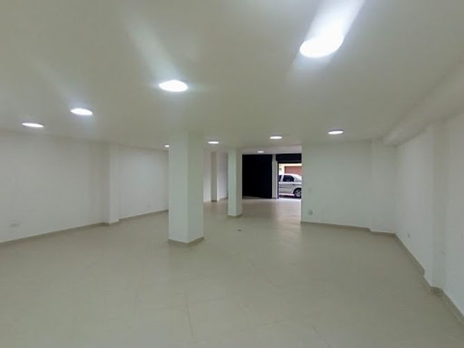 Local en arriendo en Mesa, Envigado, 105 m² · foto 2 de 8