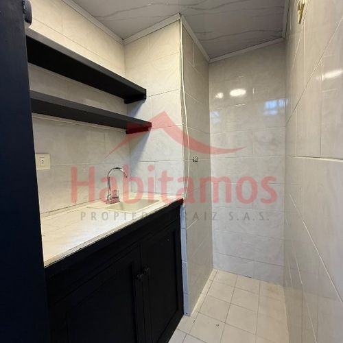 Oficina en venta en San Joaquin, Medellín, 58 m² · foto 7 de 10