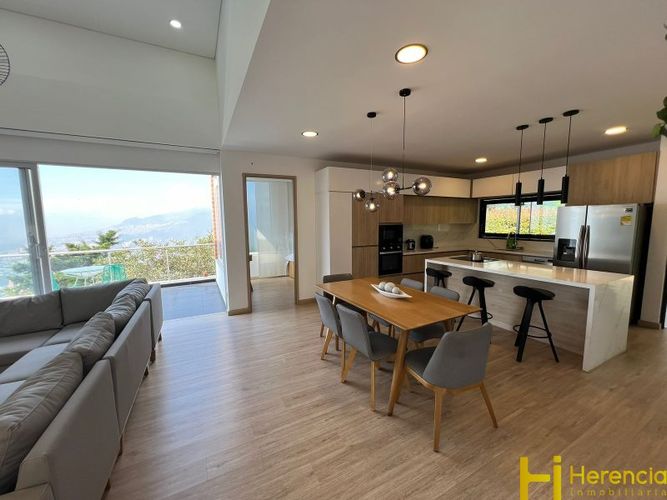 Casa de 4 alcobas en venta en Quitasol, Bello · foto 10 de 24