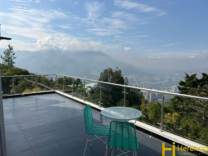 Casa de 4 alcobas en venta en Quitasol, Bello · foto 12 de 24