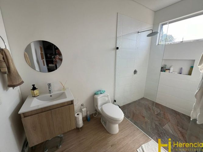 Casa de 4 alcobas en venta en Quitasol, Bello · foto 23 de 24