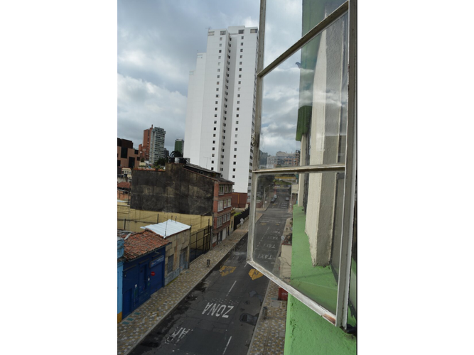 Apartaestudio en venta en Las Nieves, Bogotá, 38 m² · foto 7 de 16