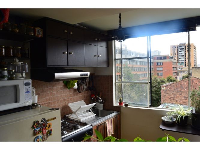 Apartaestudio en venta en Las Nieves, Bogotá, 38 m² · foto 12 de 16