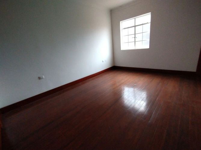 Casa de 5 alcobas en venta en Chapinero, Bogotá, 558 m² · foto 12 de 15