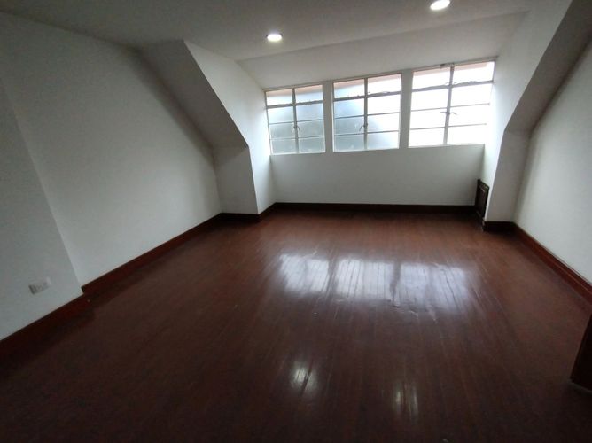 Casa de 5 alcobas en venta en Chapinero, Bogotá, 558 m² · foto 13 de 15