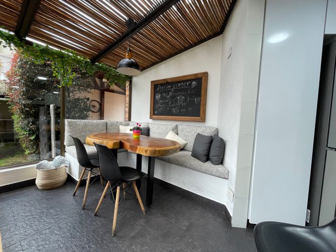 Casa de 4 alcobas en venta en San Jose De Bavaria, Bogotá, 300 m² · foto 4 de 24