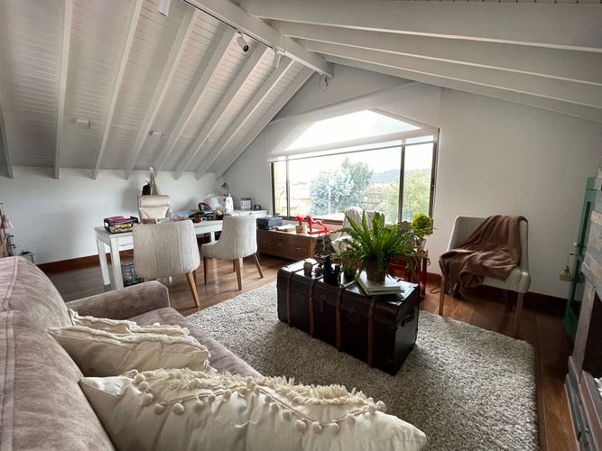 Casa de 4 alcobas en venta en San Jose De Bavaria, Bogotá, 300 m² · foto 6 de 24