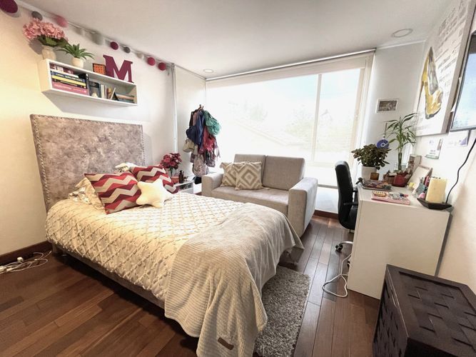 Casa de 4 alcobas en venta en San Jose De Bavaria, Bogotá, 300 m² · foto 11 de 24