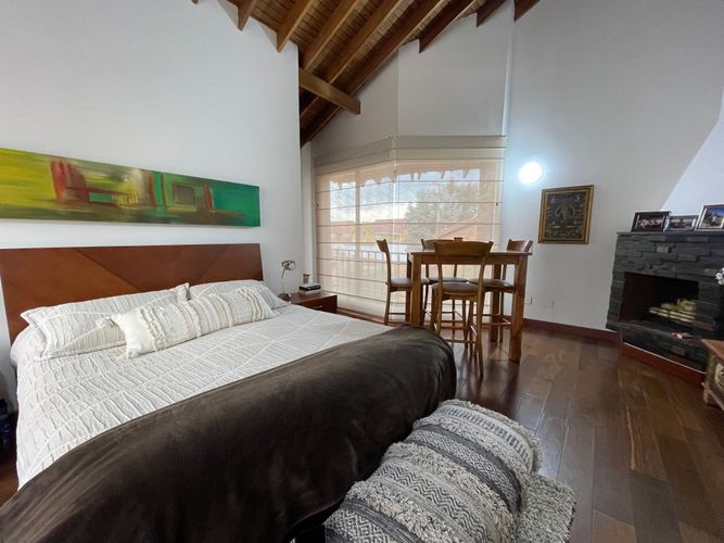 Casa de 4 alcobas en venta en San Jose De Bavaria, Bogotá, 300 m² · foto 13 de 24