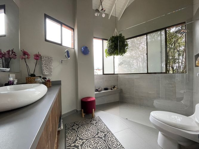 Casa de 4 alcobas en venta en San Jose De Bavaria, Bogotá, 300 m² · foto 15 de 24