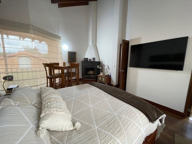 Casa de 4 alcobas en venta en San Jose De Bavaria, Bogotá, 300 m² · foto 16 de 24