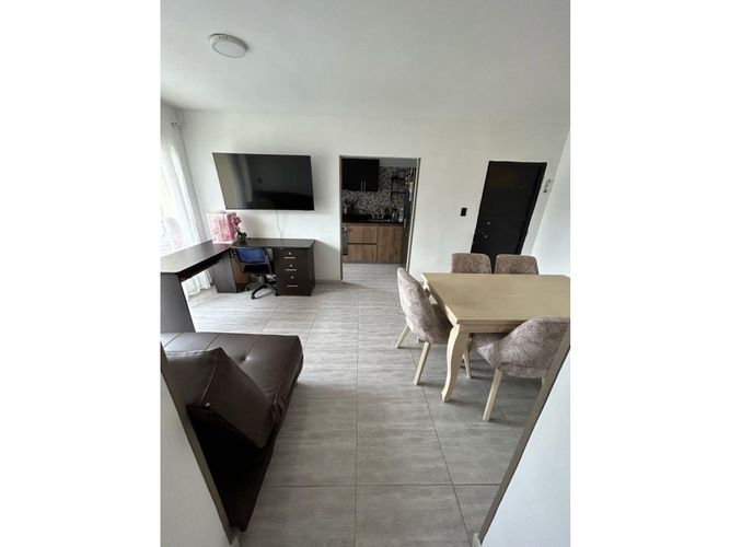 Apartamento de 3 alcobas en venta en Molinos Altos, Floridablanca, 72 m² · foto 6 de 19