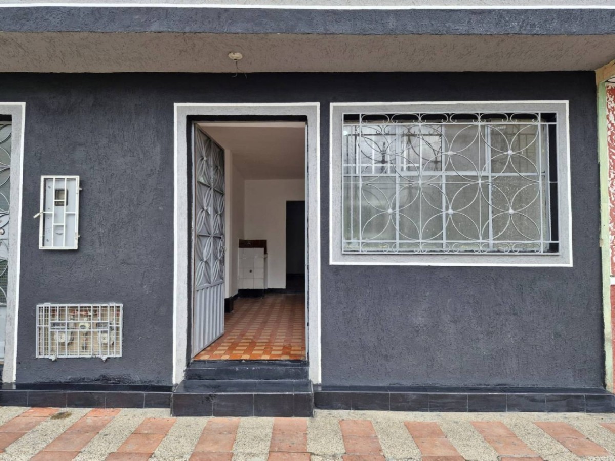 Casa en venta en Eduardo Frey, Bogotá · foto 2 de 23