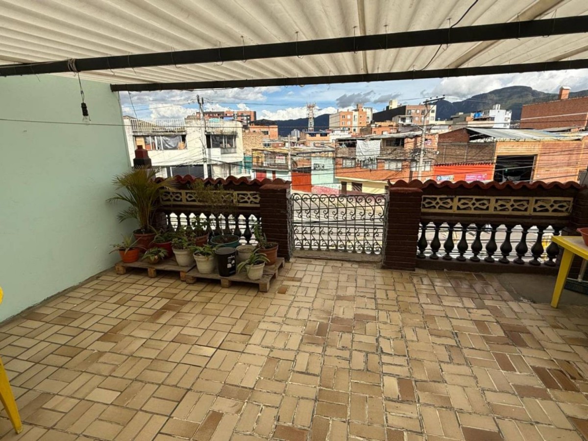 Casa en venta en Eduardo Frey, Bogotá · foto 23 de 23